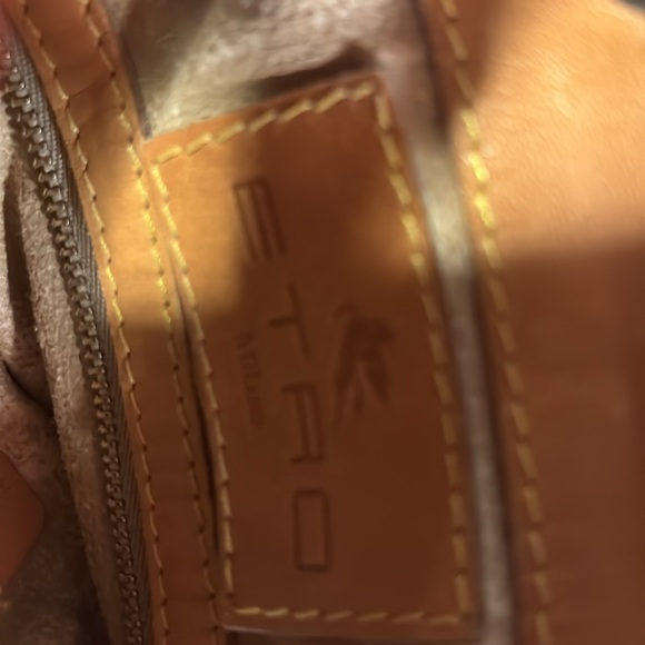 Etro bucket bag ‼️ - Picture 6 of 7
